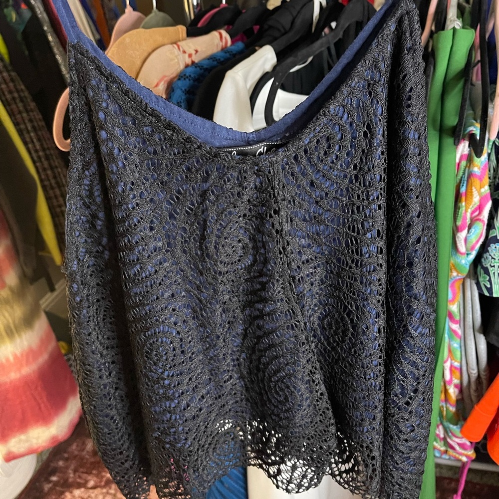 NWOT Sam Edelman Tank W/Blue Slip & Black Lace Overlay. SZ MED